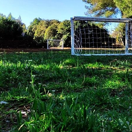 Offrez-Vous Un Sejour Dans Notre Gite A Entressen Une Grande Piscine Pour Se Rafraichir ,Un Espace De Jeux Pour Enfants Pour Des Heures De Divertissement Un Terrain De Petanque Pour Des Parties Endiablees Dış mekan fotoğraf