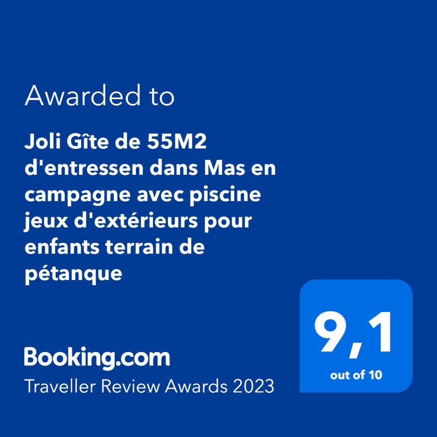 Offrez-Vous Un Sejour Dans Notre Gite A Entressen Une Grande Piscine Pour Se Rafraichir ,Un Espace De Jeux Pour Enfants Pour Des Heures De Divertissement Un Terrain De Petanque Pour Des Parties Endiablees Dış mekan fotoğraf